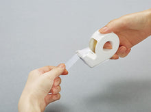Load image into Gallery viewer, KOKUYO - Handy Tape Cutter - White