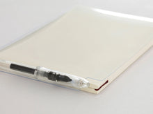 Laden Sie das Bild in den Galerie-Viewer, MIDORI - MD Notizbuch PVC Hülle - A4 Horizontal