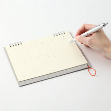 Laden Sie das Bild in den Galerie-Viewer, MIDORI - MD Wochen-Tischkalender 2025