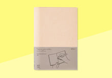 Laden Sie das Bild in den Galerie-Viewer, MIDORI - MD Hardcover - A5 Papier