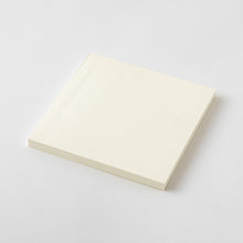 Laden Sie das Bild in den Galerie-Viewer, MIDORI - MD Notizbuch - A5 Square Thick Blank