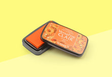 Laden Sie das Bild in den Galerie-Viewer, TSUKINEKO - Farbkissen VersaFine Clair