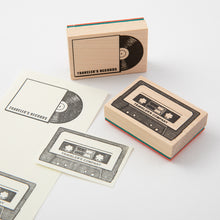 Load image into Gallery viewer, TRAVELER'S COMPANY – Traveler's Notebook Passport Size - Limited Set Record