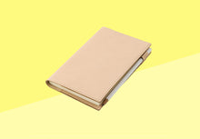 Laden Sie das Bild in den Galerie-Viewer, MIDORI - MD Cover - B6 Slim Ziegenleder