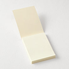 Laden Sie das Bild in den Galerie-Viewer, MIDORI - MD Sticky Memo Pad - A7 Dot Grid