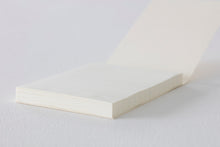 Laden Sie das Bild in den Galerie-Viewer, MIDORI - MD Sticky Memo Pad - A7 Liniert