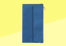 Load image into Gallery viewer, TRAVELER&#39;S FACTORY - Paper Cloth Zipper Regular size - Blue