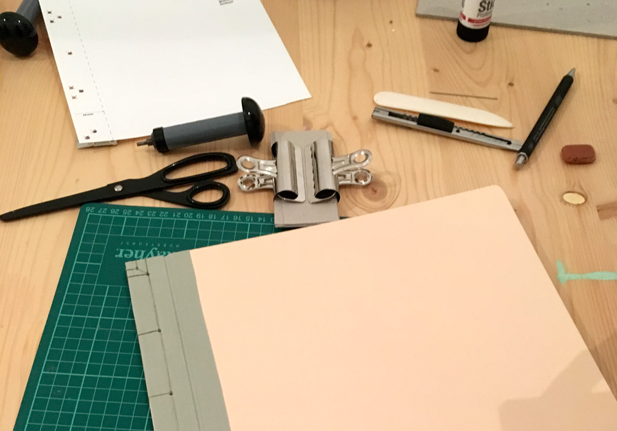16.04.2025 - Japanisches Photoalbum - Bookbinding Workshop