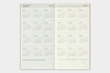 Load image into Gallery viewer, TRAVELER&#39;S COMPANY - Traveler&#39;s Notebook Regular - 2025 weekly + memo diary