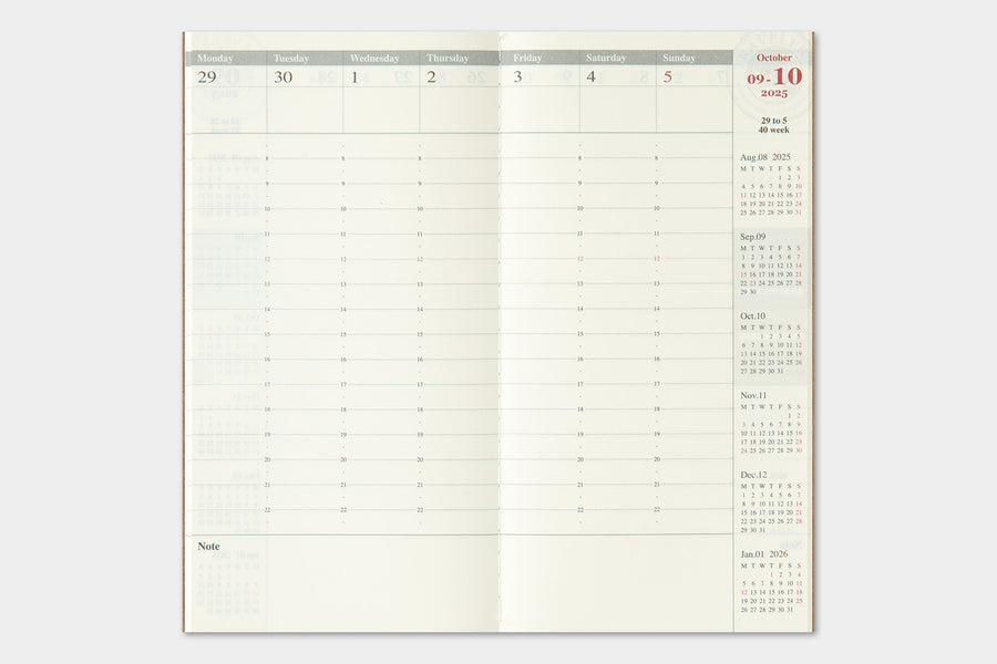 TRAVELER'S COMPANY - Traveler's Notebook Regular - 2025 weekly vertical diary