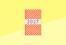 Laden Sie das Bild in den Galerie-Viewer, CARTA PURA - Kalender 2027 - Chiyogami Klein - Dreiecke Orange