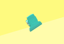 Load image into Gallery viewer, ELLEPI - Metall Clip 5cm - Mint
