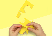 Laden Sie das Bild in den Galerie-Viewer, INKYEONG &amp; SUNKYUNGN KIM - Zoo in my hand