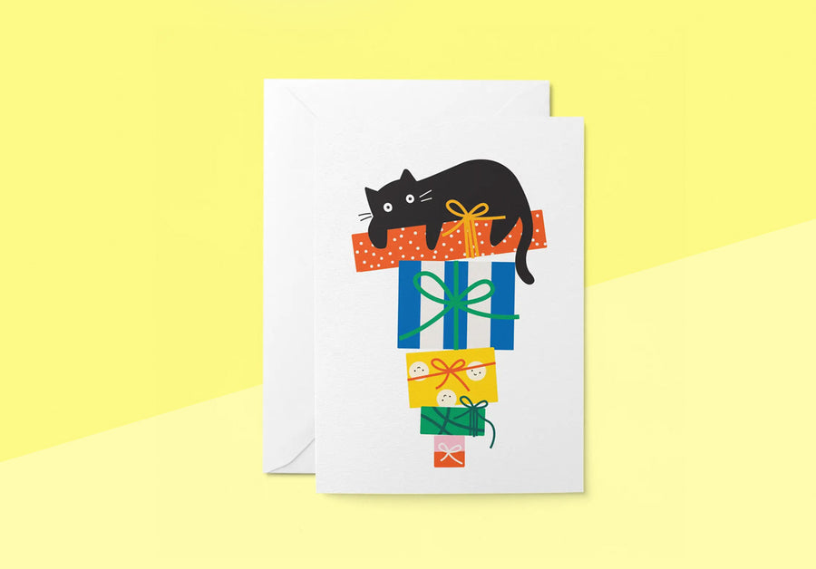 GRAPHIC FACTORY - Grußkarte - Playful Cat with Gifts