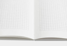 Laden Sie das Bild in den Galerie-Viewer, HANADURI - Hanji Book Fundamental Grid - A5
