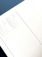 Laden Sie das Bild in den Galerie-Viewer, HIGHTIDE – Katy diary 2024 weekly - B6 Navy
