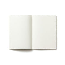 Laden Sie das Bild in den Galerie-Viewer, LABOBRATORI - Spray Splash - Softcover - A6 - Grün