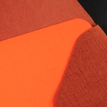 Load image into Gallery viewer, LE TYPOGRAPHE - Pack of 5 cards and envelopes - A6 - Rust