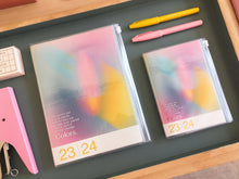 Load image into Gallery viewer, MARK&#39;S - A5 Diary 2023/2024 - Gradient - Pink