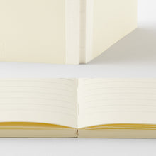 Laden Sie das Bild in den Galerie-Viewer, MD PRODUCT - MD Notebook Diary 2027 - A5