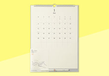 Laden Sie das Bild in den Galerie-Viewer, MD PRODUCT - MD Wandkalender mit Bleistift 2027