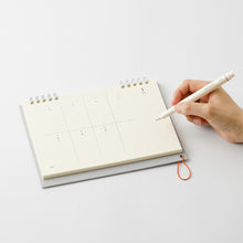 Load image into Gallery viewer, MD PRODUCT - MD Desk Calendar Weekly 2027