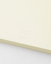 Laden Sie das Bild in den Galerie-Viewer, MIDORI - MD Notizbuch - A5 Square Thick Blank