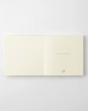 Laden Sie das Bild in den Galerie-Viewer, MIDORI - MD Notizbuch - A5 Thick Blank