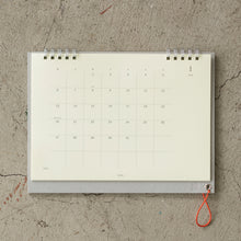 Laden Sie das Bild in den Galerie-Viewer, MIDORI - MD Tischkalender 2025