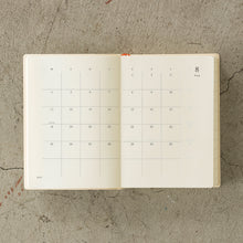 Load image into Gallery viewer, MIDORI - MD Notebook Diary - A6 - 1 Day 1 Page 2025