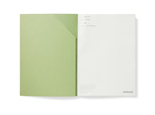 Laden Sie das Bild in den Galerie-Viewer, MISHMASH - Naked Notizbuch - A5 Matcha - Blank