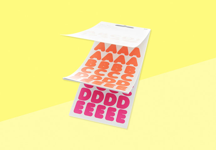 PAPER POETRY - Stickerblock Alphabet - Neonpink