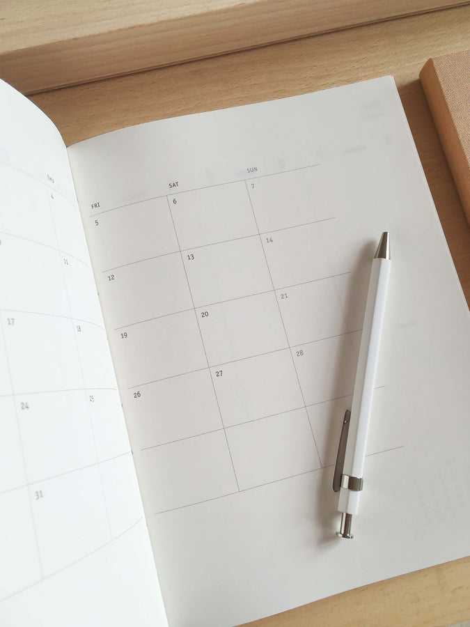 PAPIERNICZENI - Klasyk MMXXIV Calendar - Eucalyptus