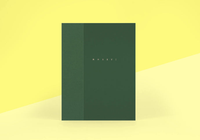 PAPIERNICZENI - Klassischer MMXXVI-Kalender - Moss