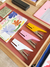 Laden Sie das Bild in den Galerie-Viewer, ELLEPI - Klizia 97 Stapler - Weiß