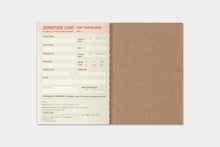 Laden Sie das Bild in den Galerie-Viewer, TRAVELER'S COMPANY - Traveler's Notebook Passport - 2027 Wochenplaner 