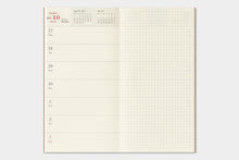Laden Sie das Bild in den Galerie-Viewer, TRAVELER’S COMPANY - Traveler’s Notebook Regular – 2027 Notiz- + Wochenkalender
