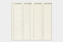 Laden Sie das Bild in den Galerie-Viewer, TRAVELER'S COMPANY - Traveler's Notebook Regular - 2027 vertikales Wochenalender