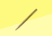 Laden Sie das Bild in den Galerie-Viewer, YSTUDIO - Classic Revolve - Kugelschreiber (Slim) - Messing