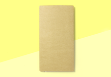 Load image into Gallery viewer, TRAVELER&#39;S COMPANY – Traveler&#39;s Notebook Regular - 020 Kraft Paper Folder