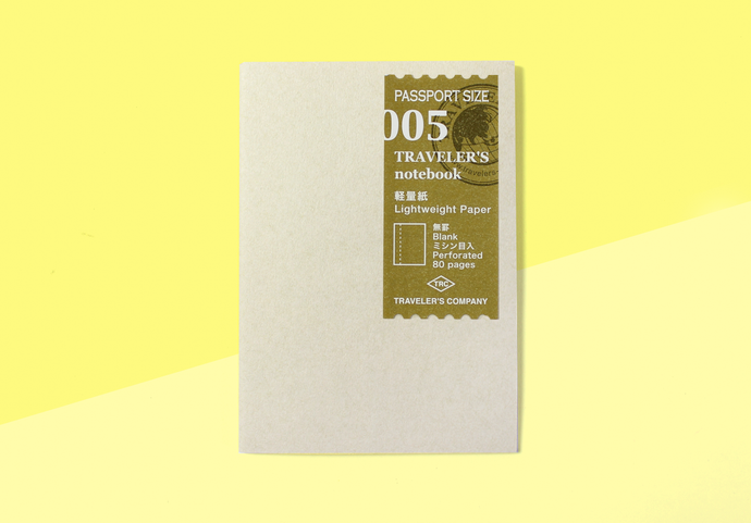 TRAVELER'S COMPANY – Traveler's Notebook Passport - 005 Lightweight Paper Notebook
