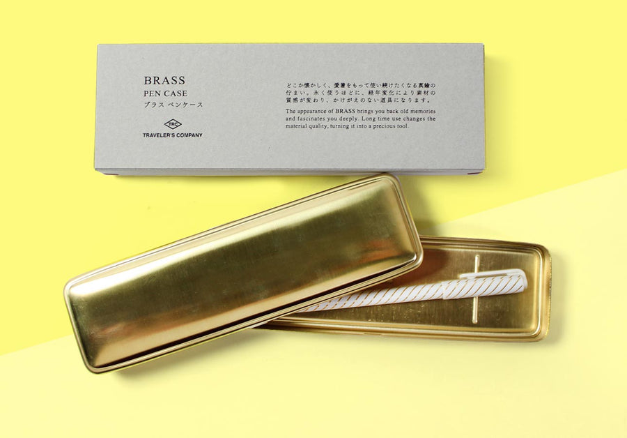 TRAVELER'S COMPANY – Brass Pen Case