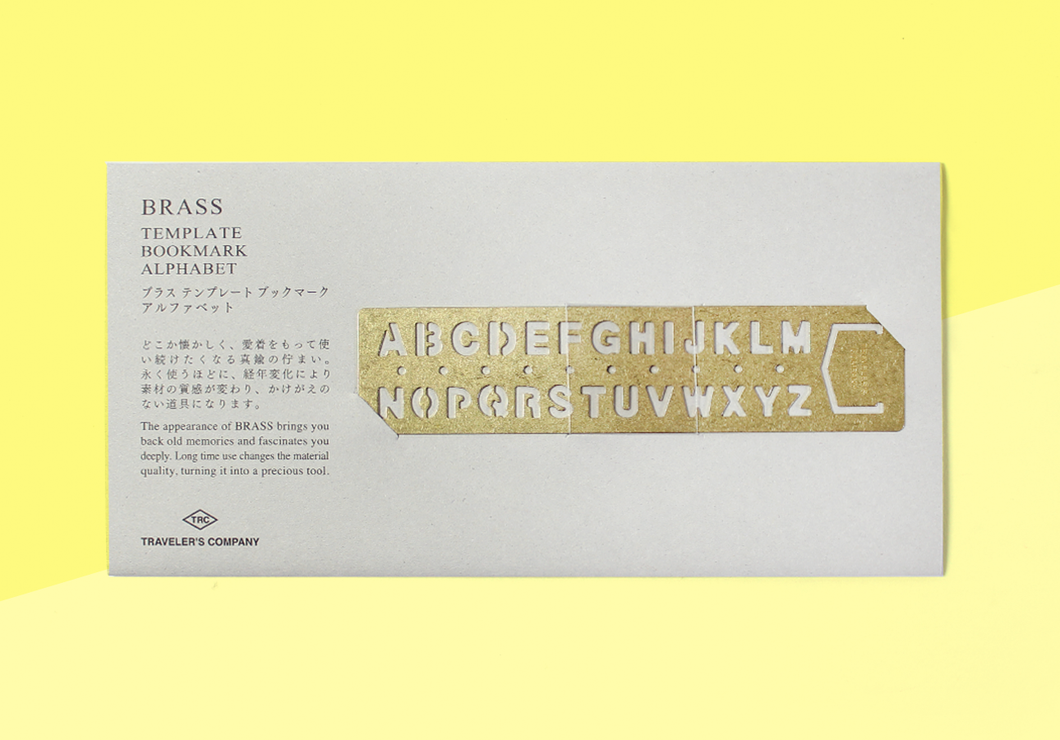 TRAVELER'S COMPANY – Alphabet Schablone und Lesezeichen - Messing