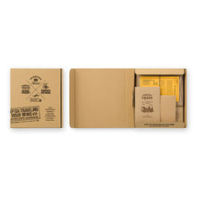 Laden Sie das Bild in den Galerie-Viewer, TRAVELER&#39;S COMPANY - Traveler&#39;s Notebook Passport Size -  Limited Set Train