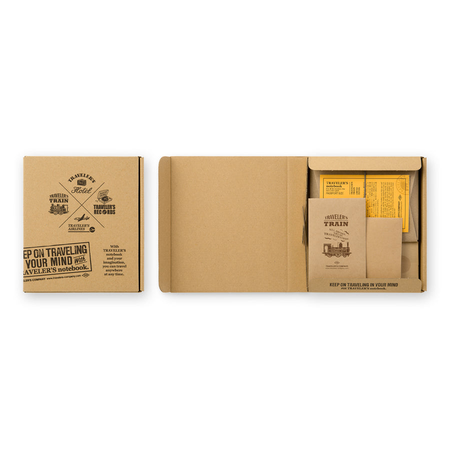 TRAVELER'S COMPANY - Traveler's Notebook Passport Size -  Limited Set Train