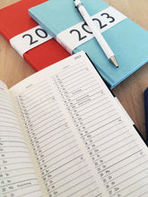 Load image into Gallery viewer, CARTA PURA - Calendar 2026 - Chiyogami small - Dreiecke petrol