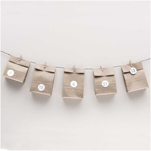 Laden Sie das Bild in den Galerie-Viewer, PAPER POETRY - Adventskalender Set - Grau