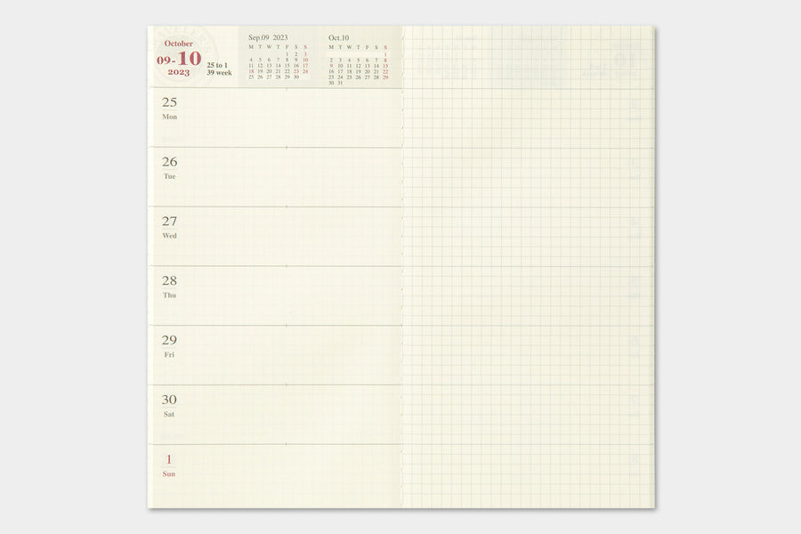TRAVELER'S COMPANY - Traveler's Notebook Regular - 2023 Wochenplaner + Memo - 2. Hälfte