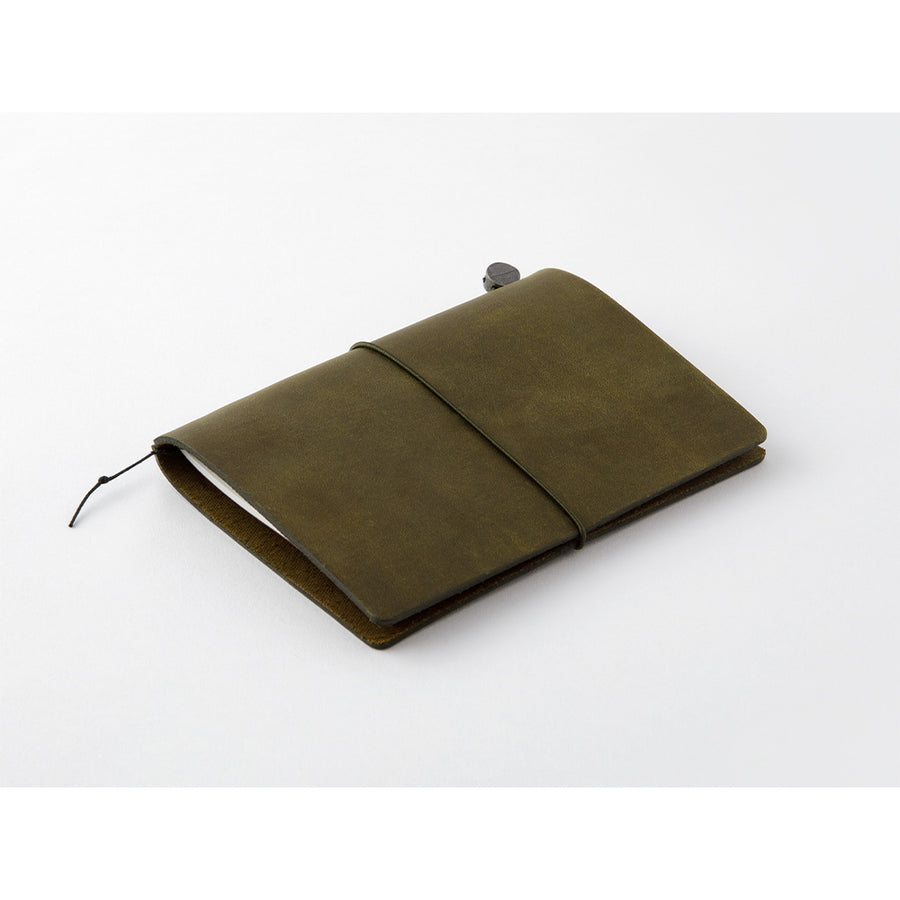 TRAVELER'S COMPANY - Traveler's Notebook Passport - Olivgrün