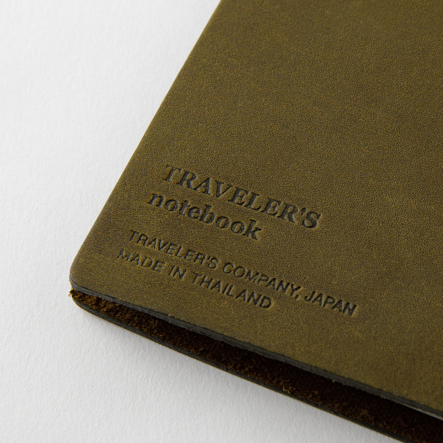TRAVELER'S COMPANY - Traveler's Notebook Regular - Olivgrün
